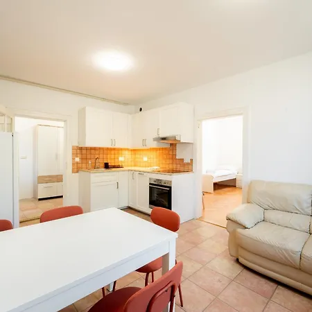 Argo Apartman *