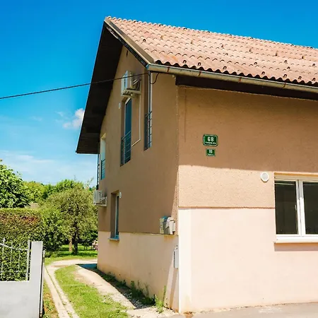 Argo Apartman *